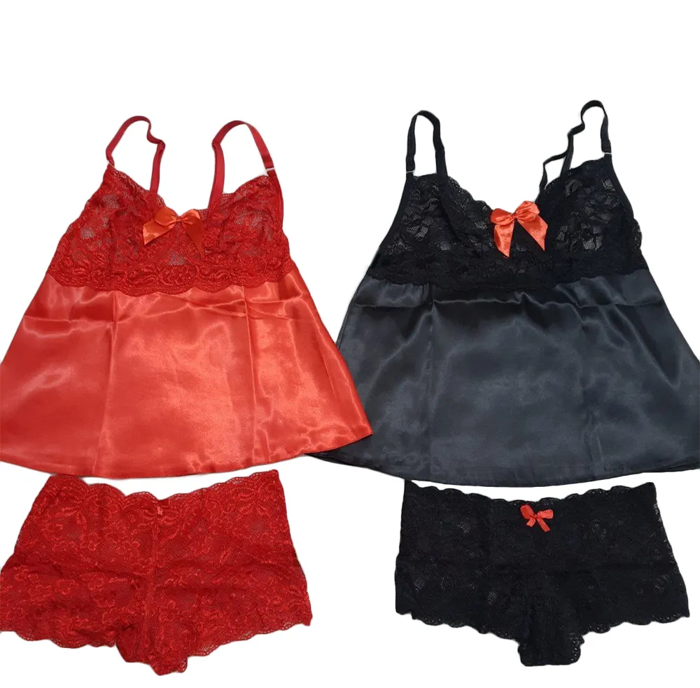 Set Top Short Satin Dantel Love Lingerie L5 (1) ست تاپ شورت فانتزی زنانه ساتن و دانتل مشکی/قرمز لاو لاینجری کد L5، مناسب برای لباس خواب خاص و لحظات رمانتیک، دارای بندهای قابل تنظیم و شورت مدل جنیفری چسبان، بهترین لباس زیر برای افزایش جذابیت زوجین. ست تاپ و شورت ساتن و دانتل لاو لاینجری کد L5