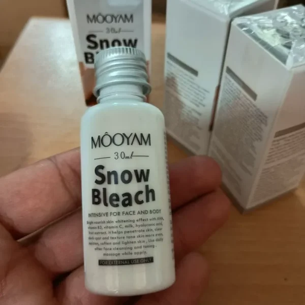 کرم روشن‌کننده بیکینی بلیچ برفی MOOYAM کد 1125