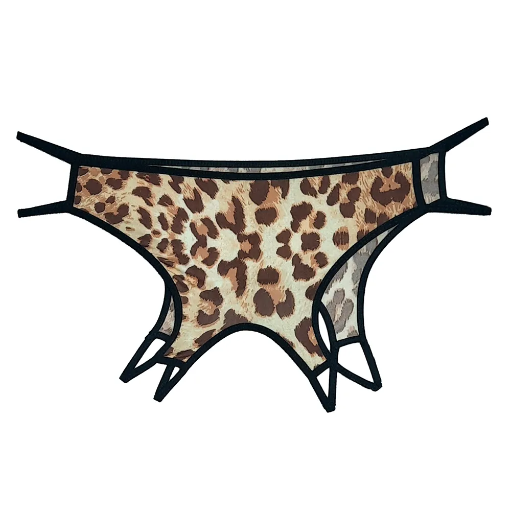 Fancy_Open_Crotch_Leopard_Panty_MNG_0197 1 شورت فانتزی فاق باز پلنگی MNG کد 0197 با طراحی ظریف و پارچه لطیف، مناسب لباس خواب و موقعیتهای دونفره